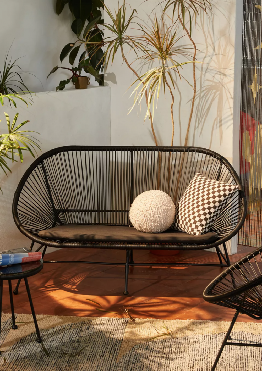 Woven Love Seat | Outdoor Woven Seat